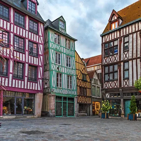 Capucine Elegance Et Confort شقة *